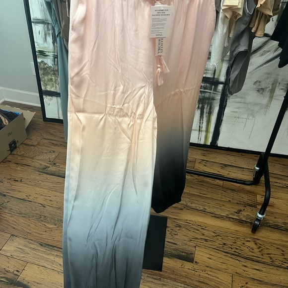NWT! Badgley Mischka Womens Pink Silk Tie Dye Drawstring Jogger Pants-1x - Picture 5 of 6